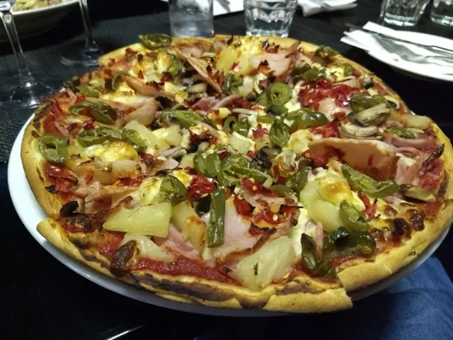 La Vera Gourmet Pizza & Bar
