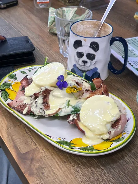Lisa's Willow Tree Cafe