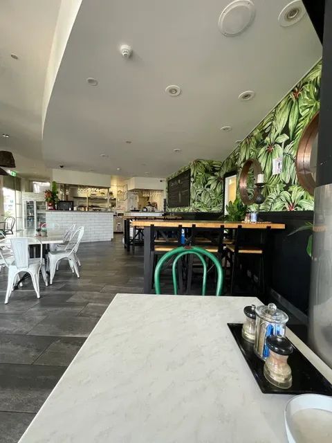 Little Bloomfield Cafe & Wine Bar