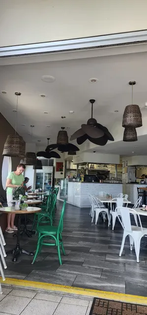 Little Bloomfield Cafe & Wine Bar