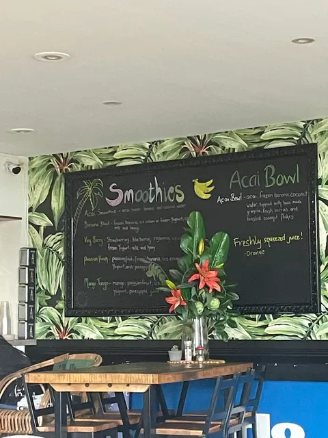 Little Bloomfield Cafe & Wine Bar