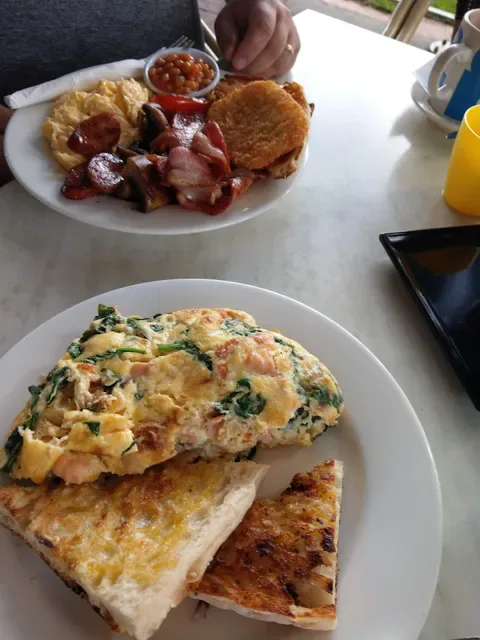 Little Bloomfield Cafe & Wine Bar
