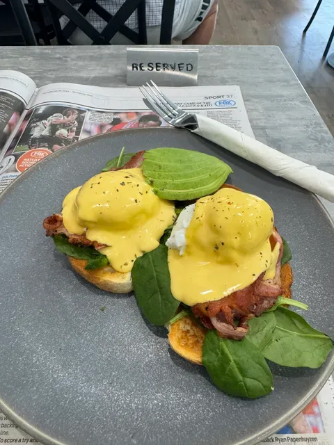 Little Gossip Cafe