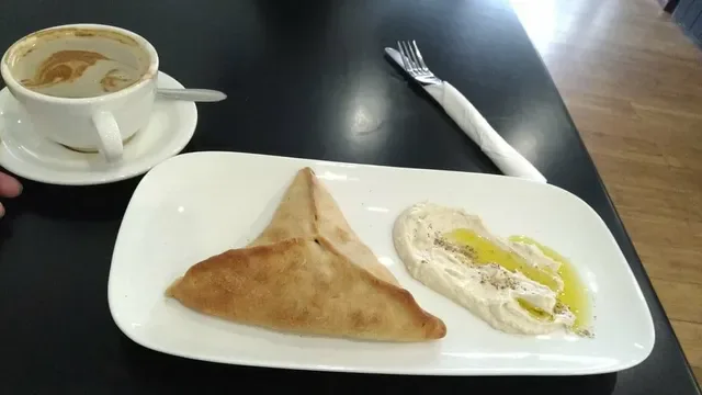 Little Gossip Cafe