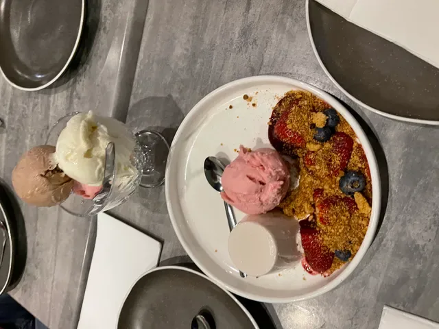 Manny's Italian
