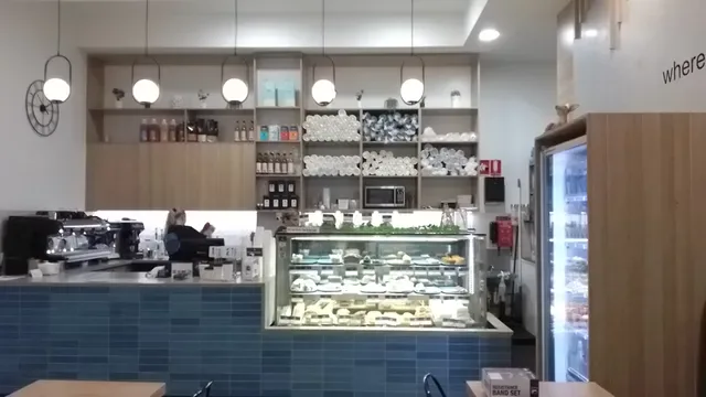 Molly's Corner Cafe