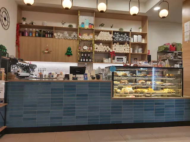 Molly's Corner Cafe