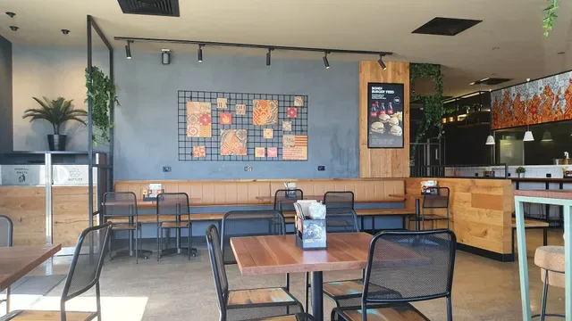 Oporto Rothwell Drive Thru