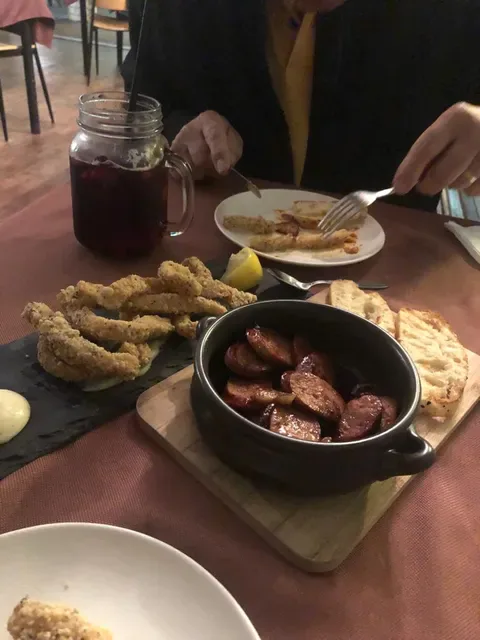 Quysine Tapas - Bar and Restaurant