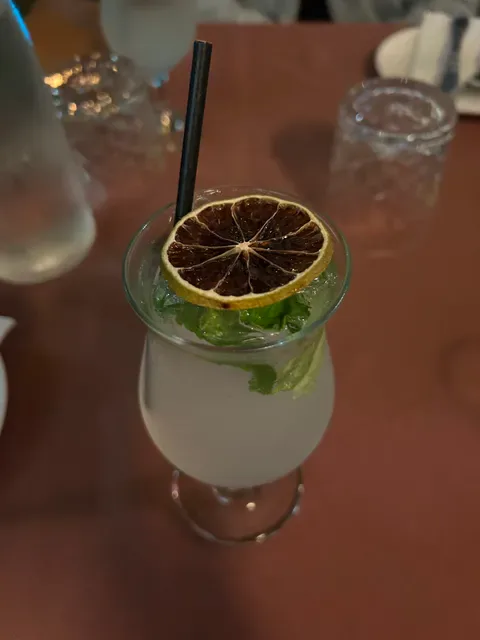 Quysine Tapas - Bar and Restaurant