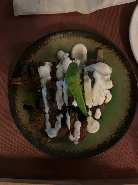 Quysine Tapas - Bar and Restaurant