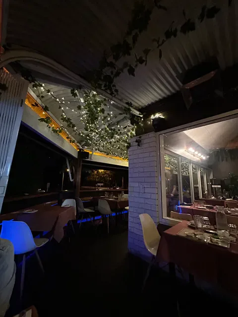 Quysine Tapas - Bar and Restaurant