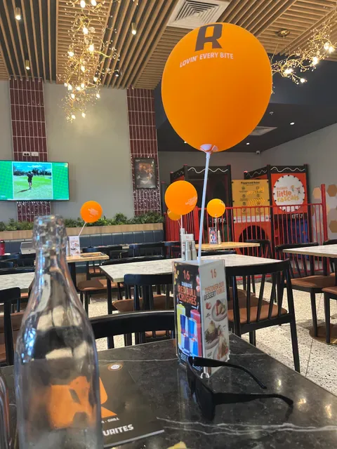 RASHAYS - Strathpine