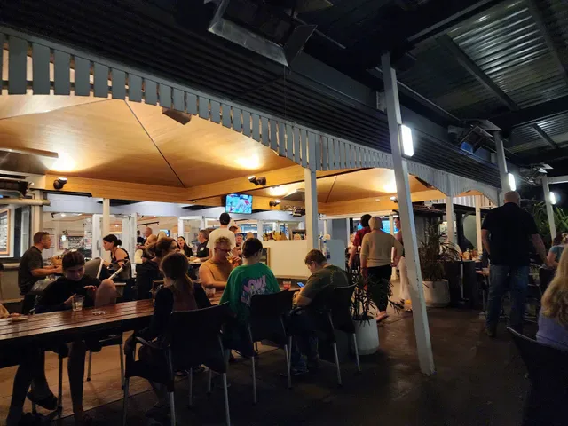Redland Bay Hotel