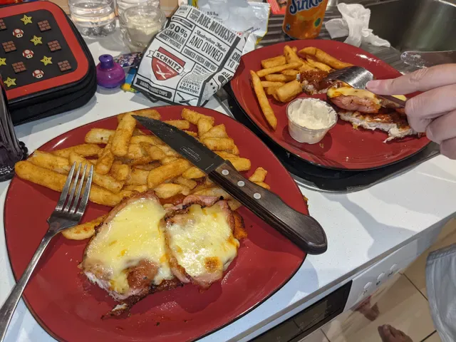 Schnitz North Lakes