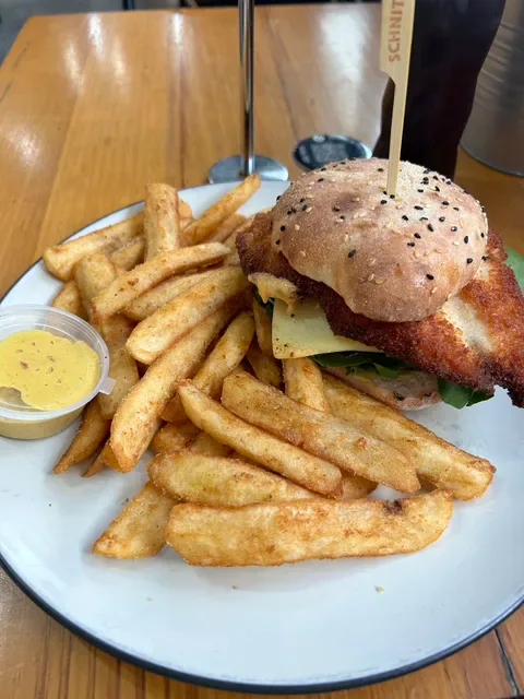 Schnitz North Lakes