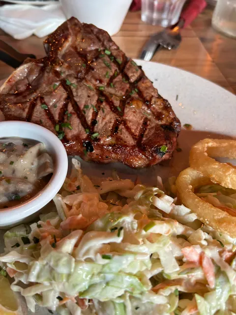Slow Smoke Bistro