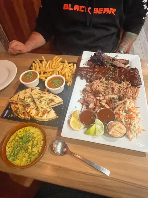 Slow Smoke Bistro