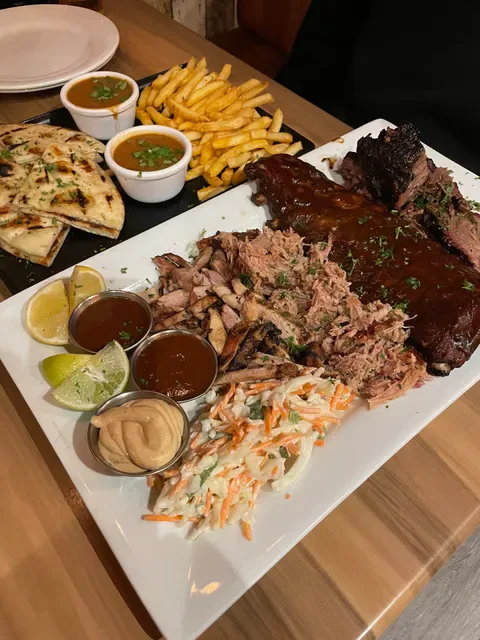 Slow Smoke Bistro