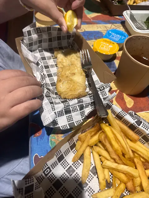 The Bay Chipper - Fish & Chips, Burgers 🐟🍟🍔