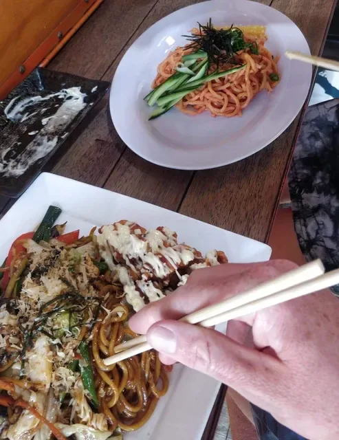 Toshi's Kitchen and Sushi Bar