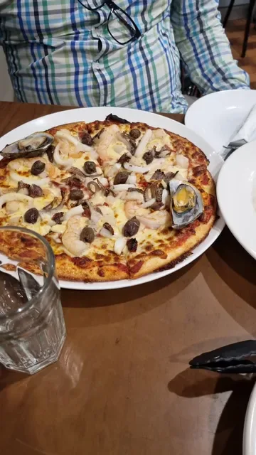 Zorba’s Pizza