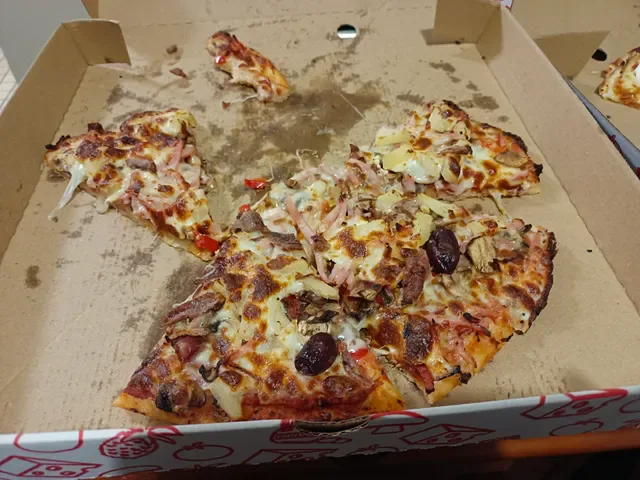 Zorba’s Pizza