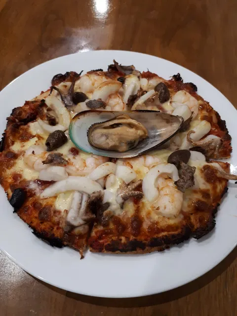 Zorba’s Pizza