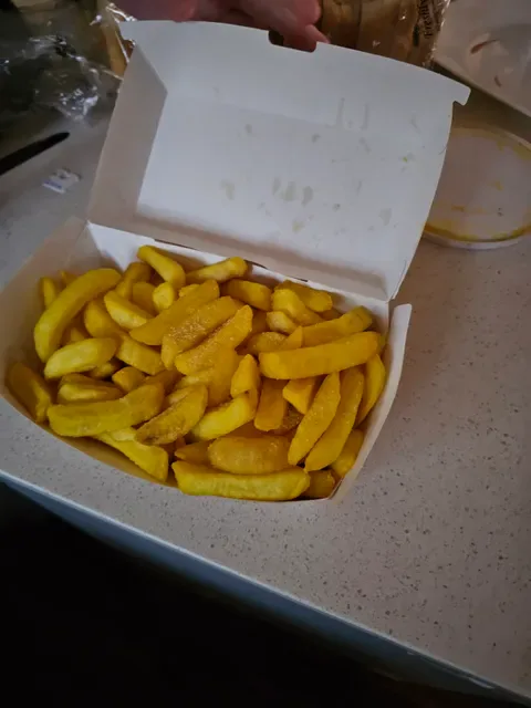 Brassall Seafood And Takeaway