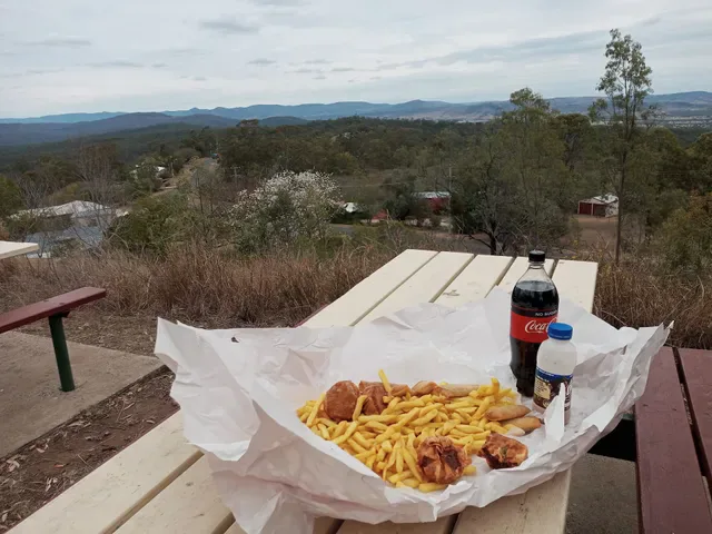 Brassall Seafood And Takeaway