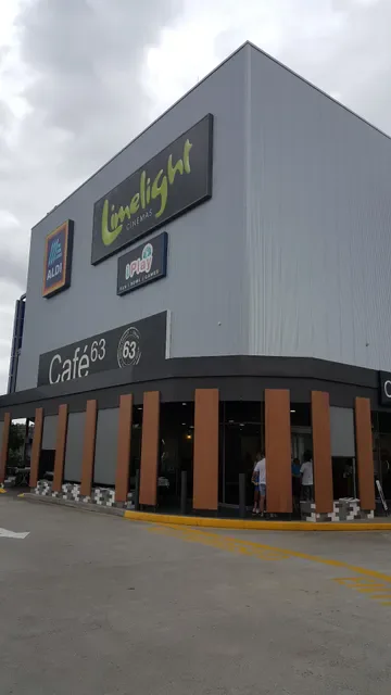 Café 63 Riverlink
