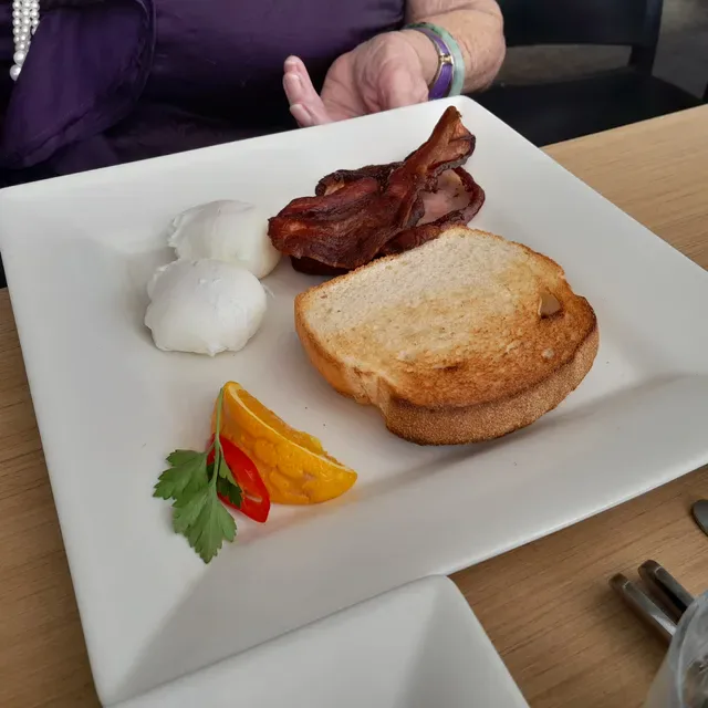 Cafe 63 Winston Glades