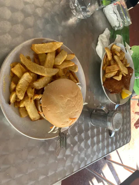 Country Burgers