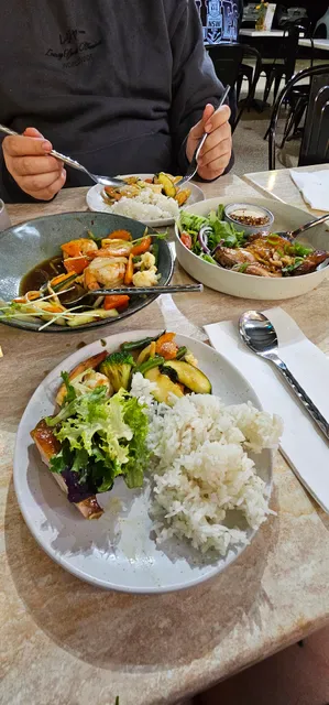 EAT @ Thai Springfield