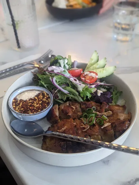 EAT @ Thai Springfield