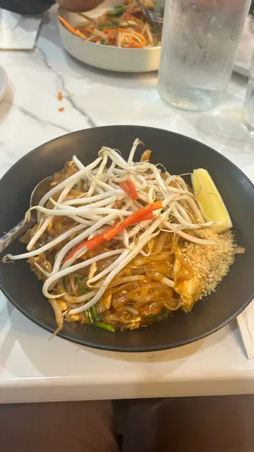 EAT @ Thai Springfield