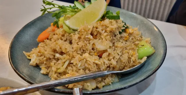 EAT @ Thai Springfield