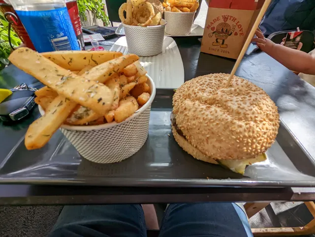 Grill'd Burgers - Springfield