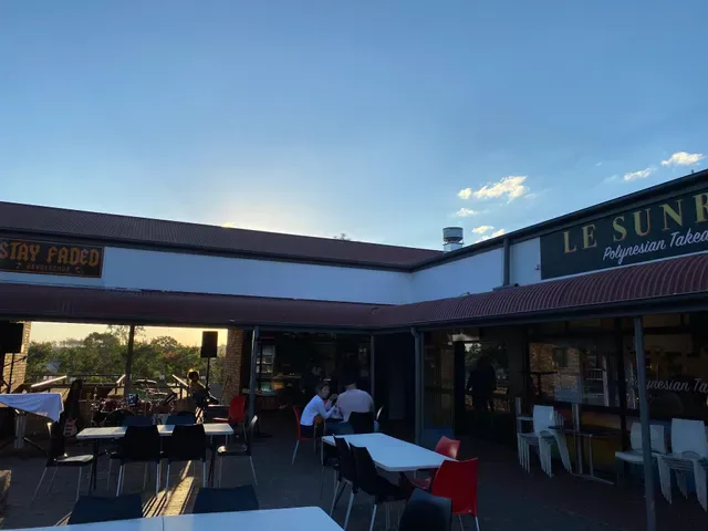 Grubbies Burgers & Hawaiian BBQ