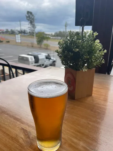 Karalee Tavern