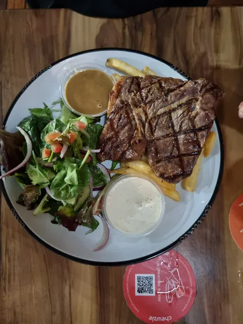 Karalee Tavern