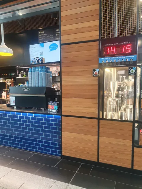 Merlo Coffee Cafe | Springfield Lakes