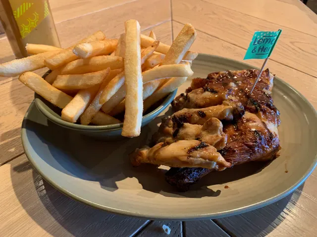 Nando's Redbank Plains