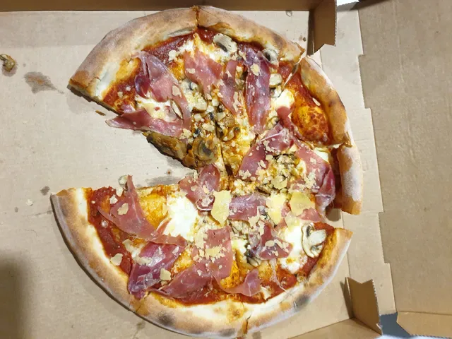 Pizzeria La Prima