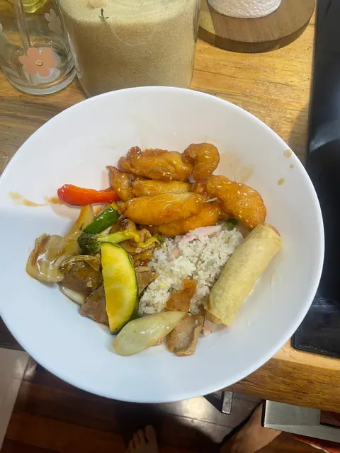 Rin's Thai Chinese Restaurant