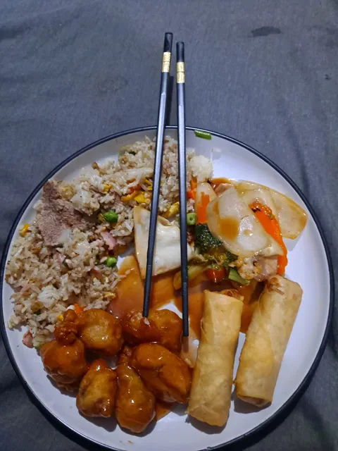 Rin's Thai Chinese Restaurant