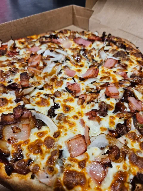 Vinny's Pizza Pasta Ribs- Ipswich