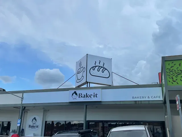 BAKE-IT BAKERY AND CAFE