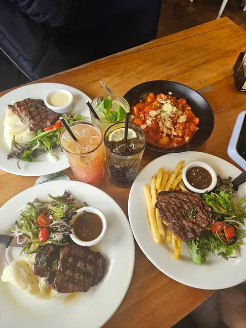 Beach House Bar & Grill Browns Plains