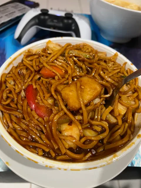 Gaado Gaado Noodle Bar